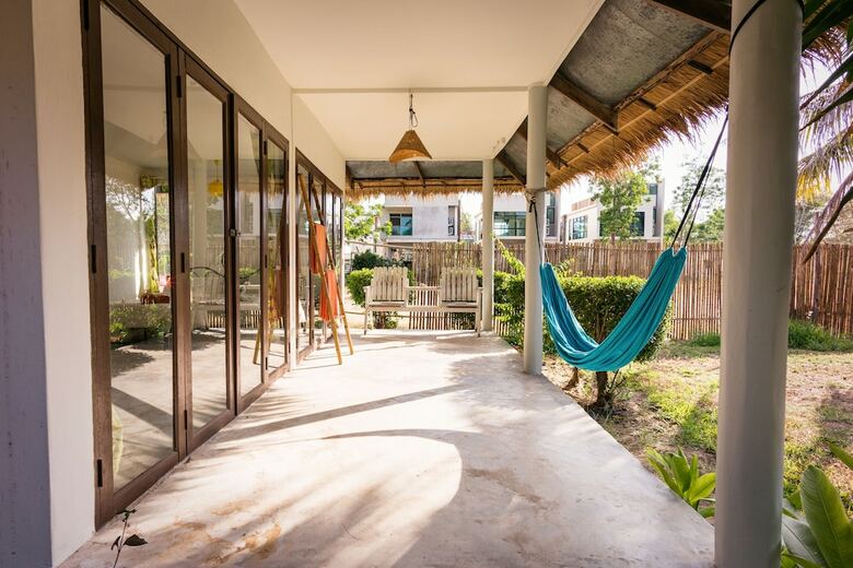 Hotel Mumsa Beach Resort & Restaurant