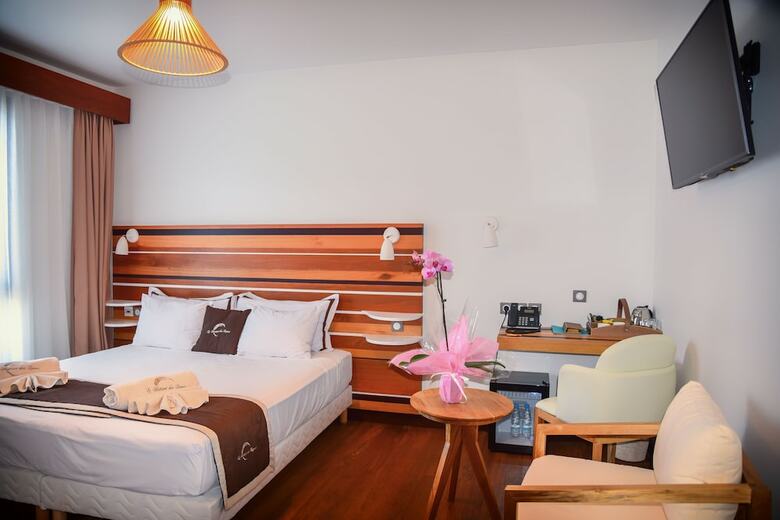 Hotel Le Battant Des Lames