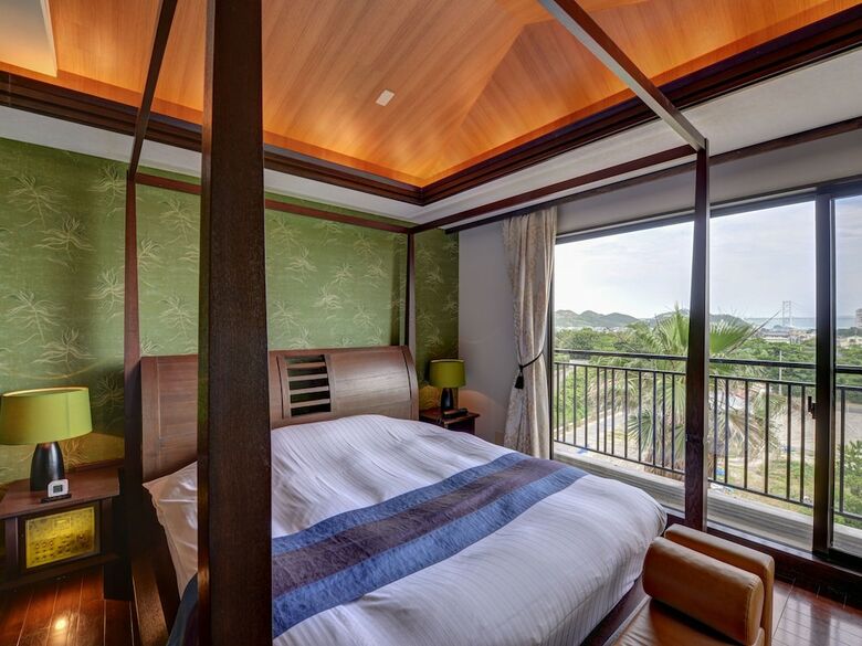Hotel Lotus