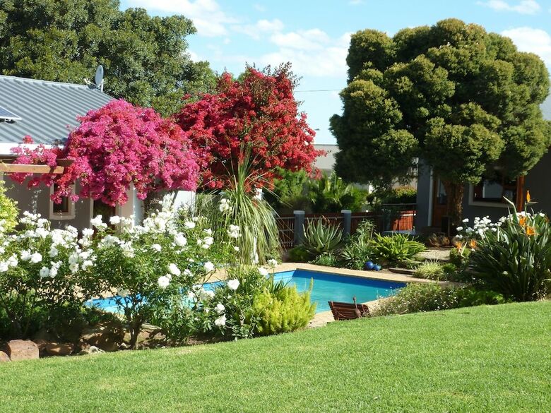 Hotel Marula Lodge Guesthouse