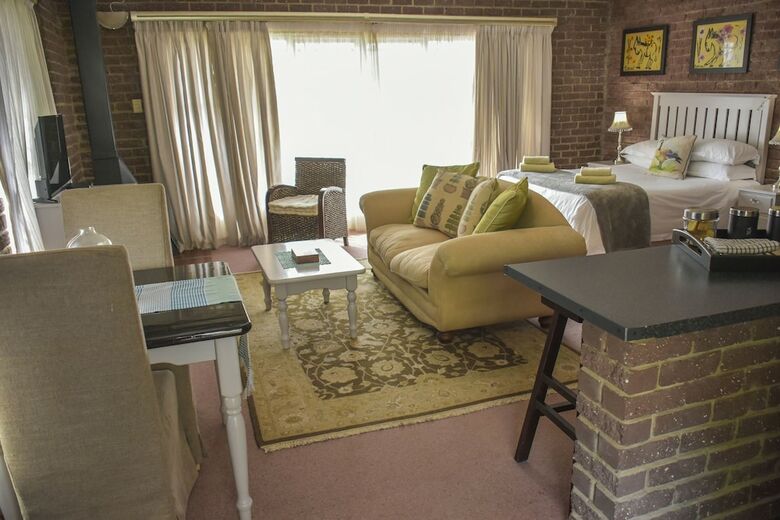 Clarens Retreat