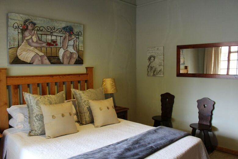 Hotel 17 On Bird Guest House