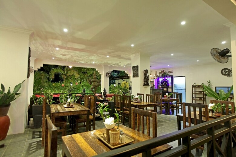 S.r Sofia Villa Hotel