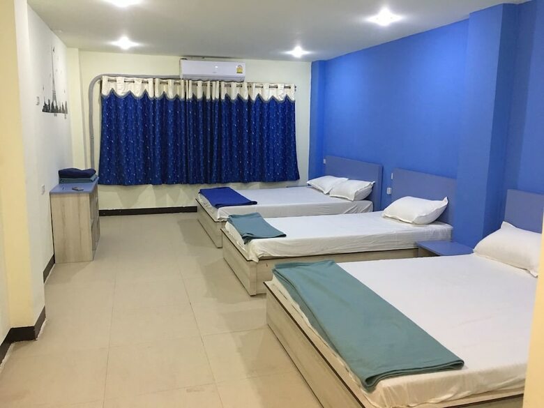 Hotel Paris In Bangkok