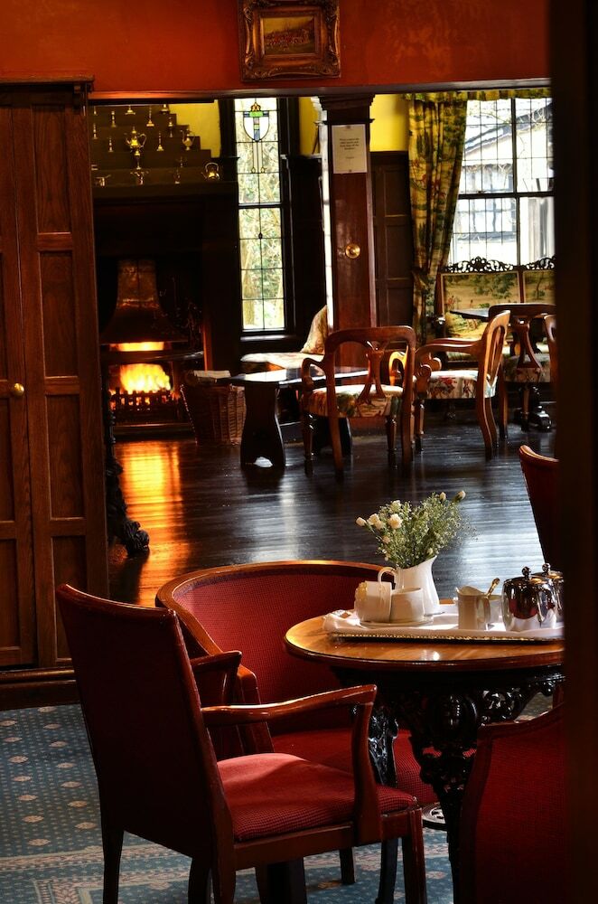 Hostal Newby Bridge Hotel