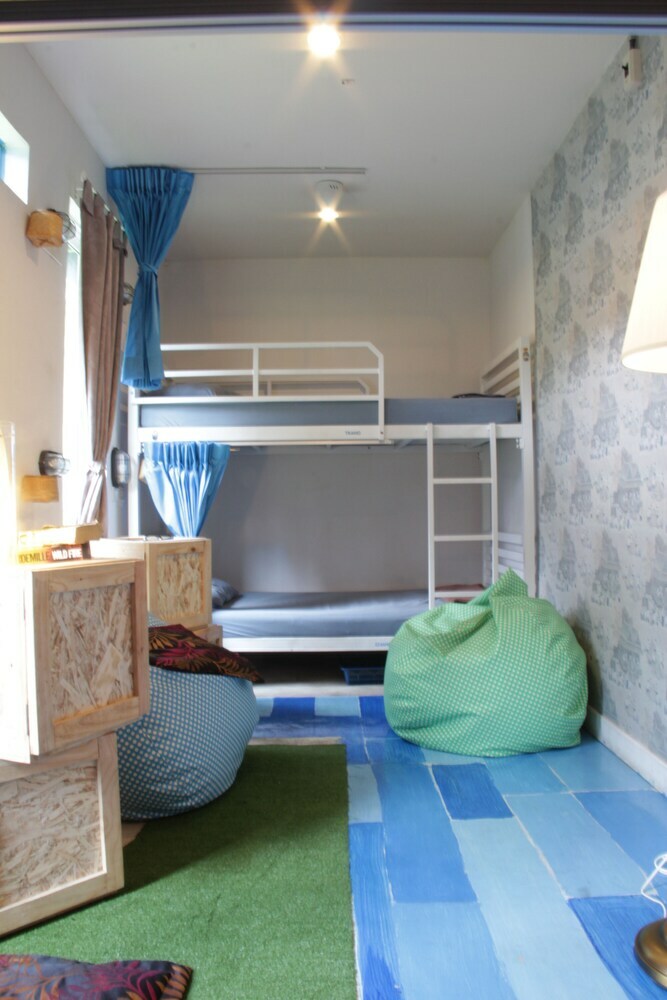 Hostal Wh Hostel