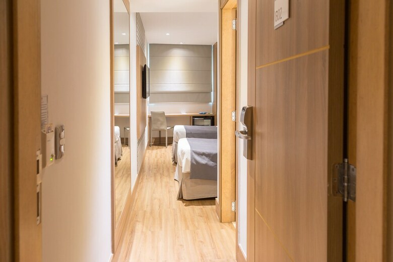 Hotel Atl�ntico Travel