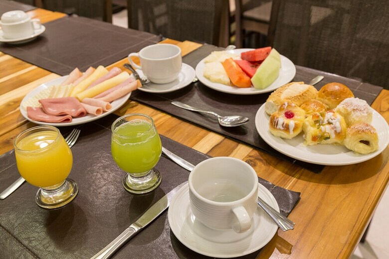 Hotel Atl�ntico Travel