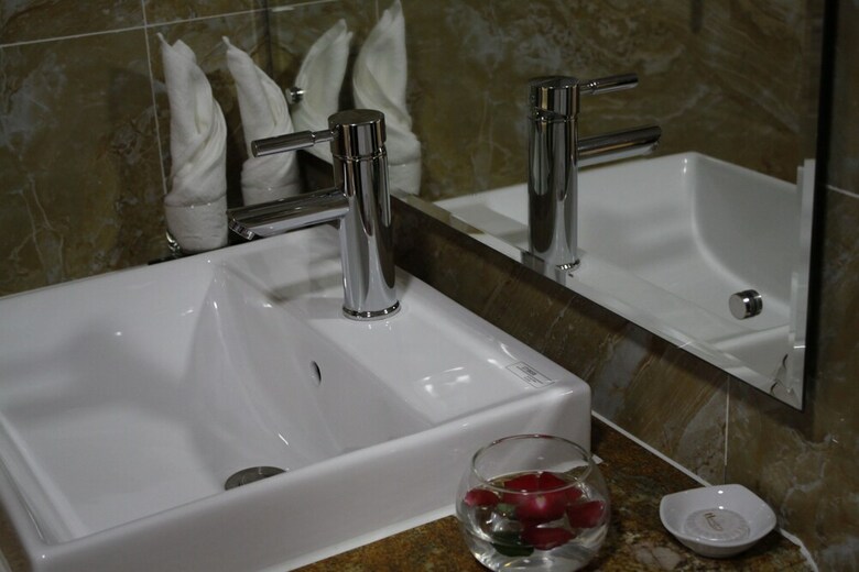 West Lake Home Hotel & Spa