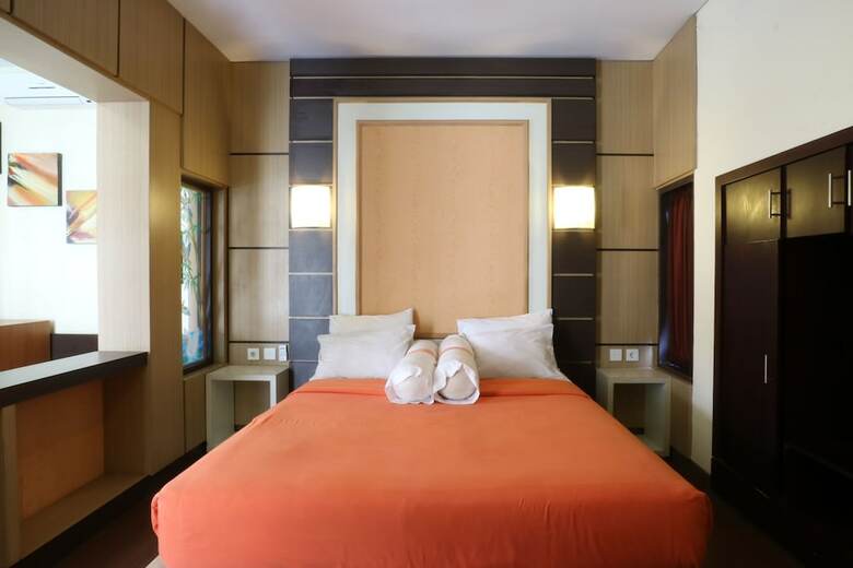 Hotel Kondra Premiere Guest House