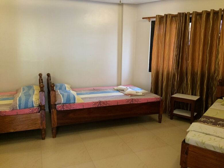 Hotel Inngo Tourist Inn