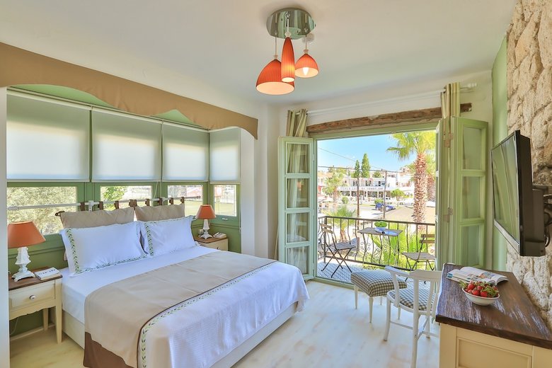 Hotel Palas Alacati - Adults Only