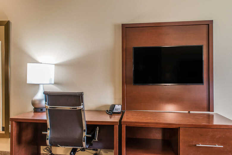 Hotel Comfort Suites