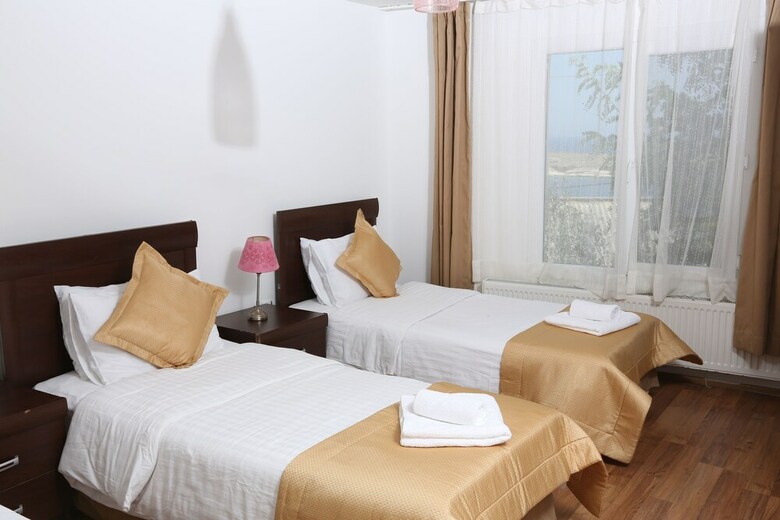 Hotel Arya Karaburun