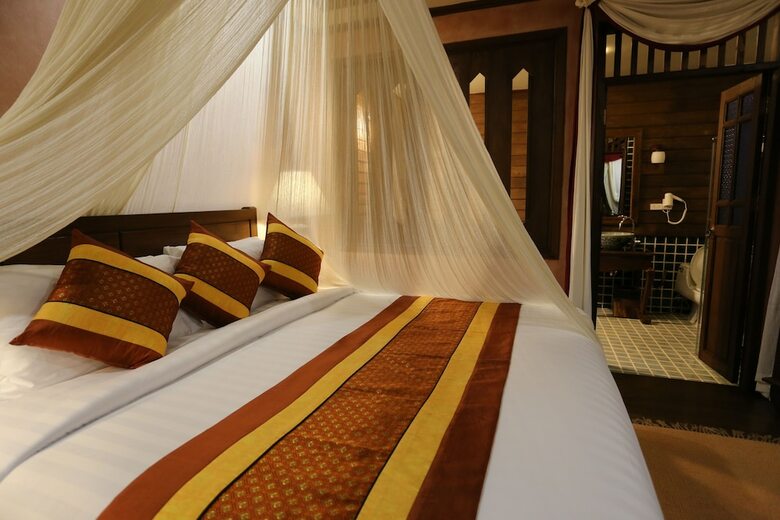 Hotel Amata Lanna Village