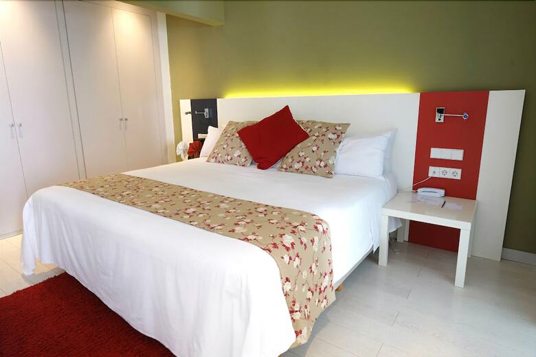 Hotel Magno Suites