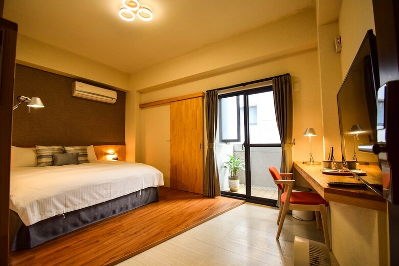 90 Percent B&B