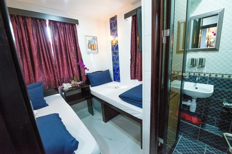 Hotel V Inn