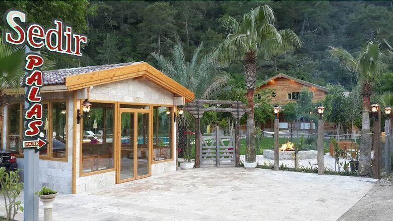 Sedir Palas Hotel