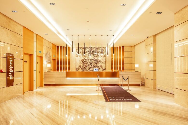 Hotel Holiday Inn Neijiang Riverside