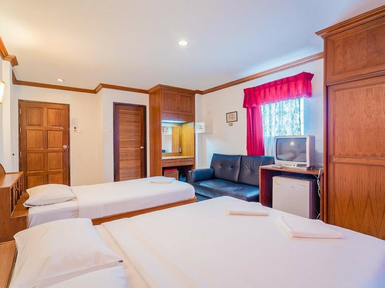 Break Point Hotel