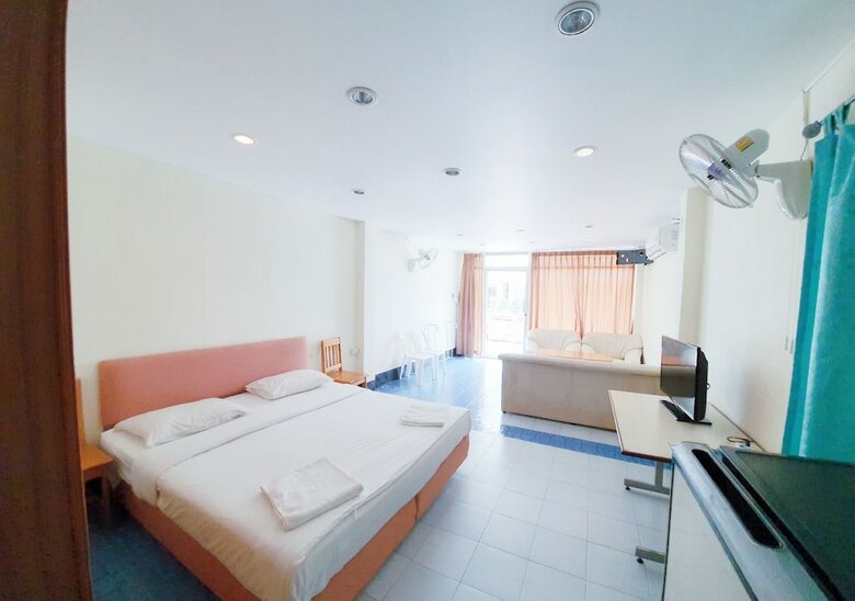 Break Point Hotel