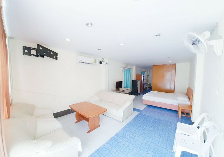 Break Point Hotel