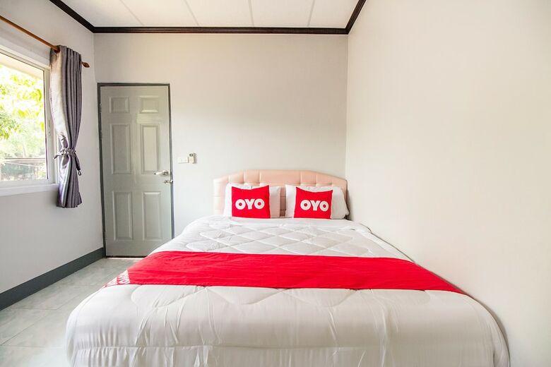 Hotel Oyo 696 Reuntonnam Amphawa