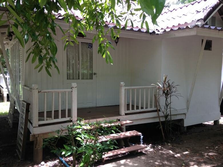Hotel Young Coconut Garden Home Resort