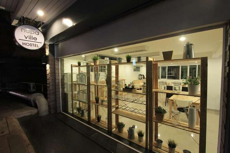Hotel Napaville Huai Khwang