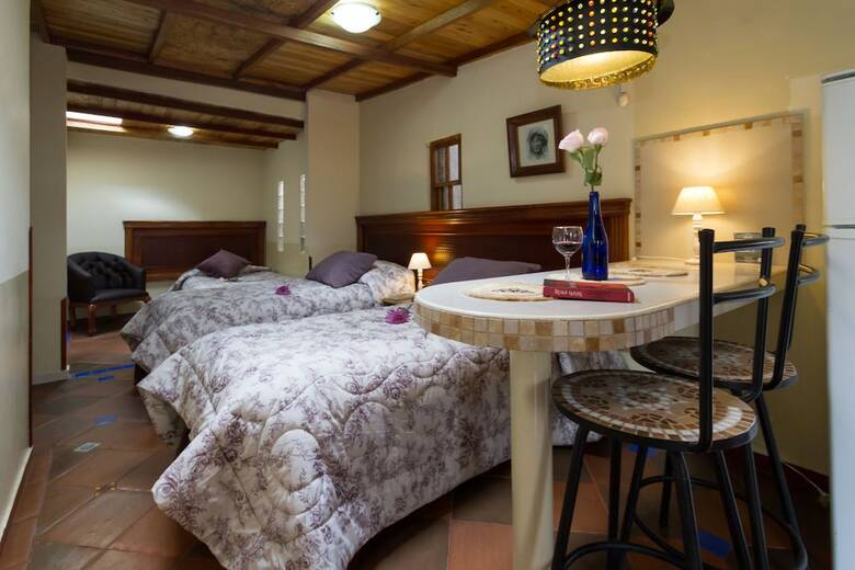 Bed & Breakfast Artplaza