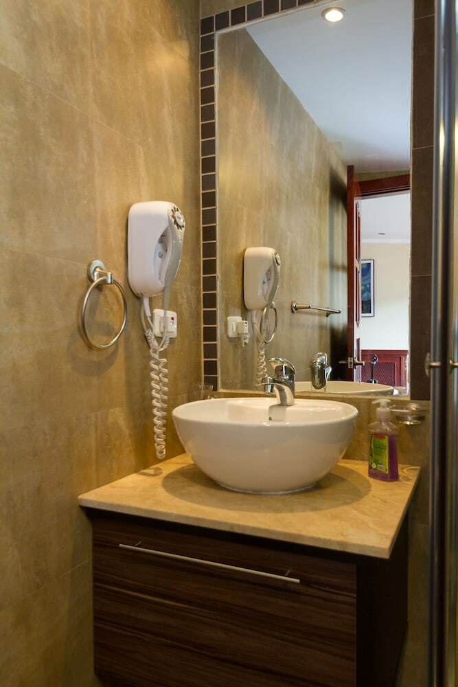Bed & Breakfast Artplaza