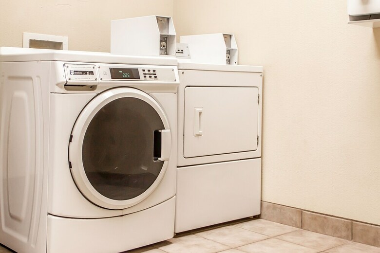 Hotel Comfort Inn & Suites