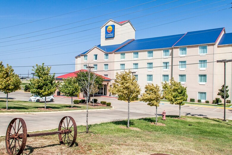 Hotel Comfort Inn & Suites