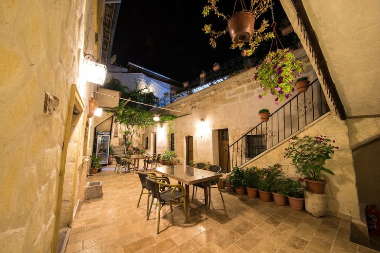 Hotel In Stone House
