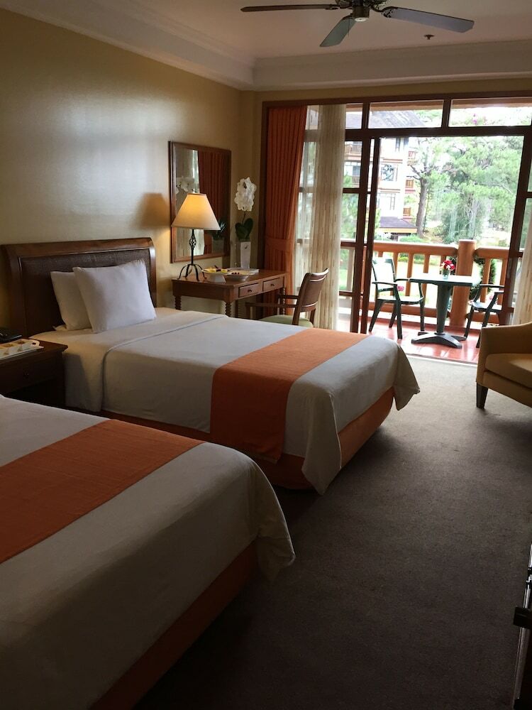 Hotel The Manor At Camp John Hay