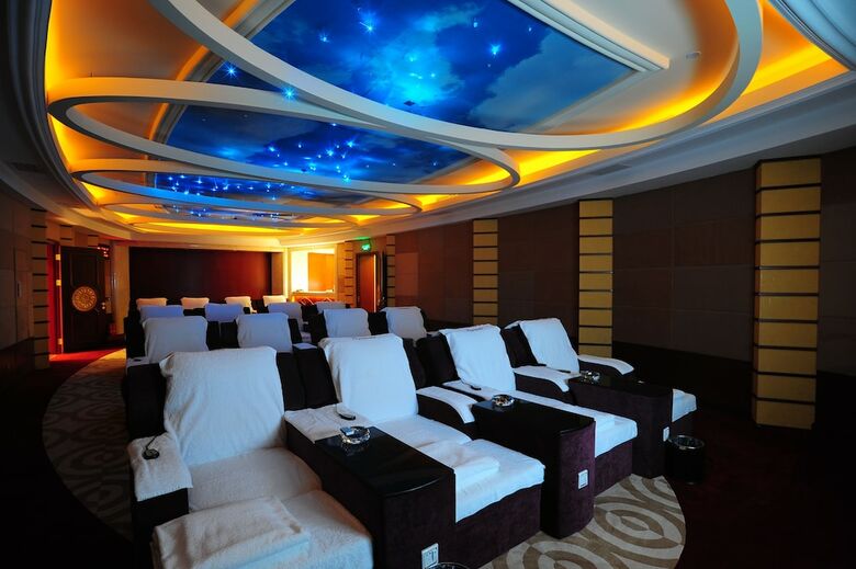 Dalian Dynasty International Hotel