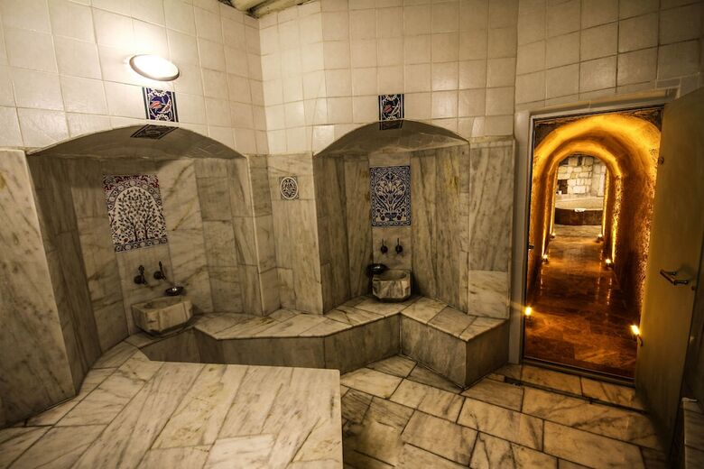 Hotel Heaven Cave House