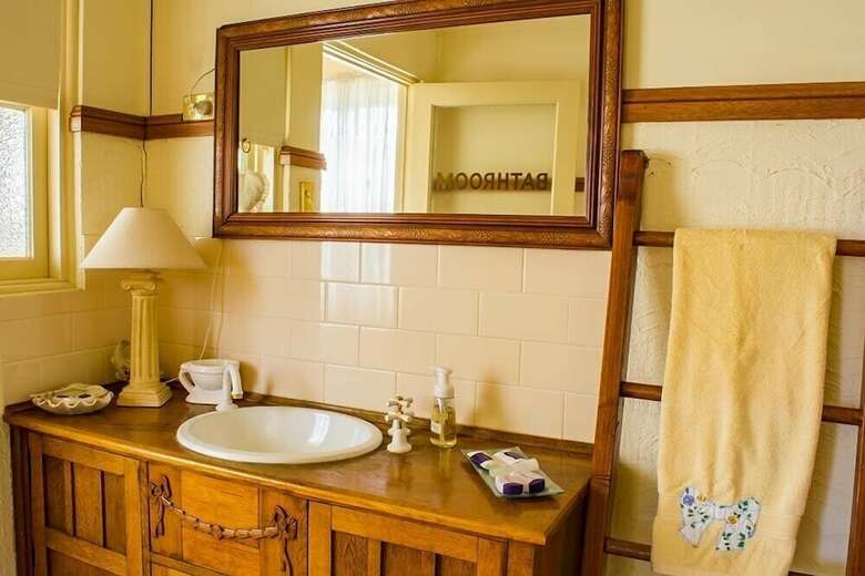 Segenhoe Inn Historic Bed & Breakfast