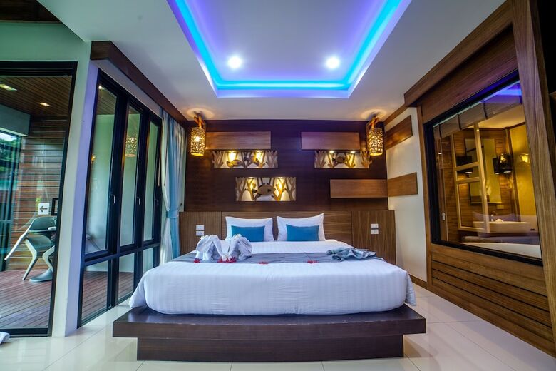 Chaokoh Phi Phi Hotel & Resort