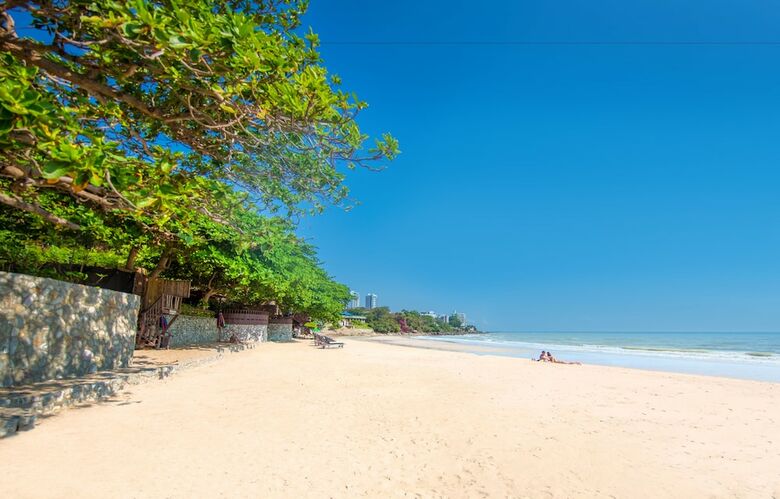Private Beach Majestic Pool Villa Pattaya