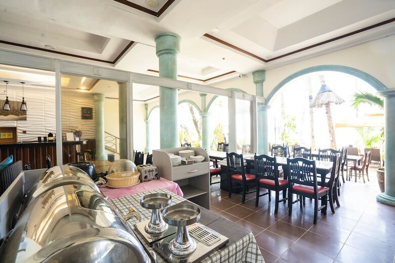 Hotel Royal Park Resort Boracay