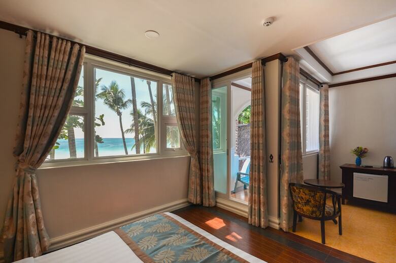 Hotel Royal Park Resort Boracay