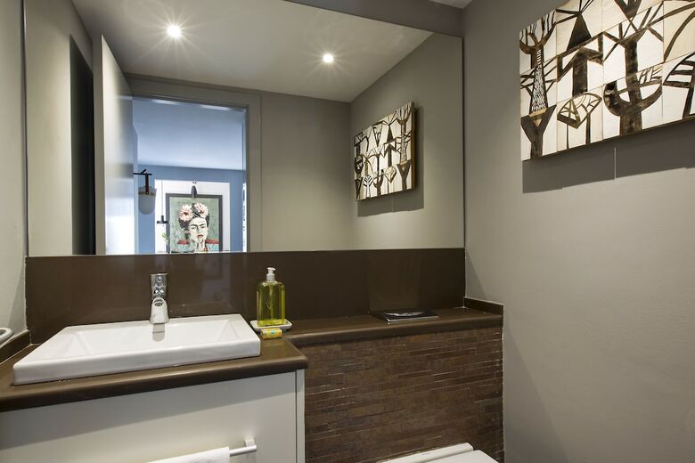Apartamentos Montaber Rambla Catalu�a
