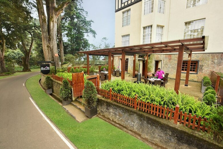 Grand Hotel