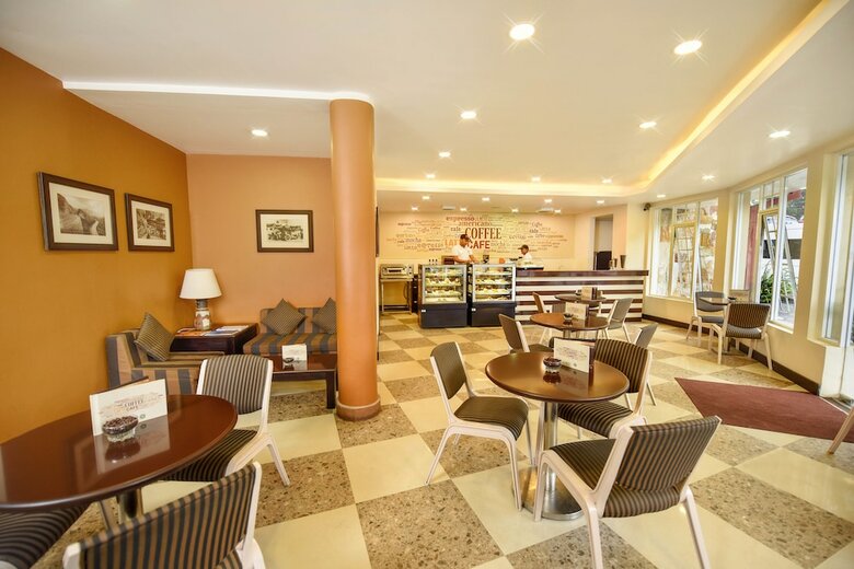 Grand Hotel