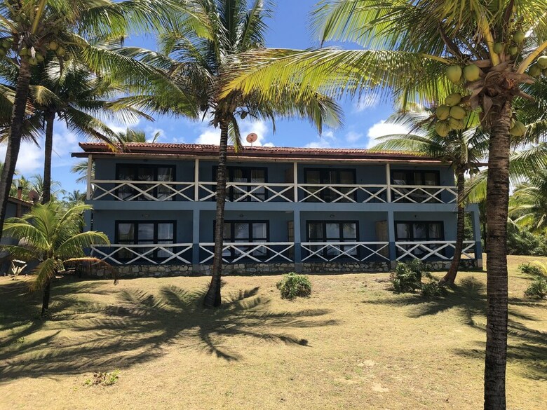 Peninsula Beach Club Hotel