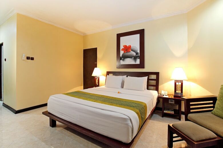 Adi Dharma Hotel