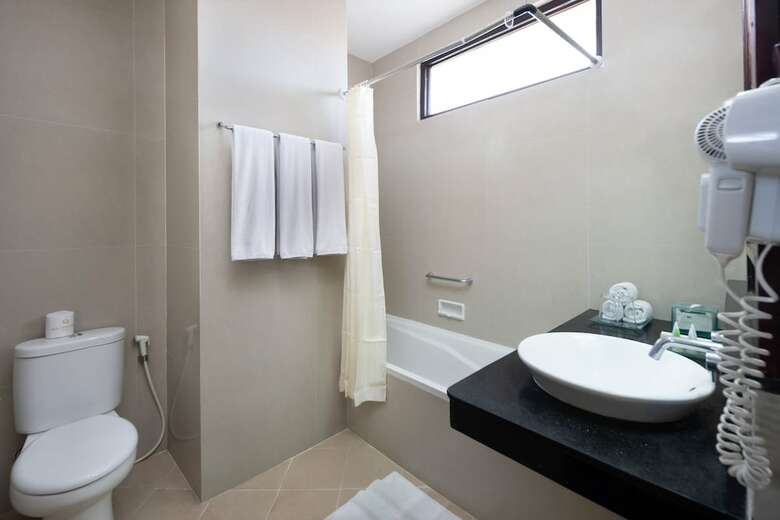 Adi Dharma Hotel