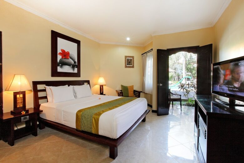 Adi Dharma Hotel